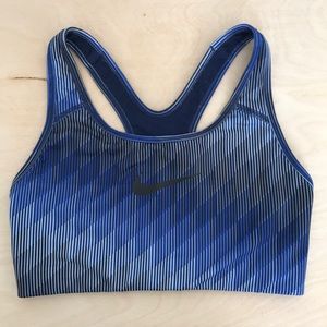 NEVER WORN: Nike Sports Bra